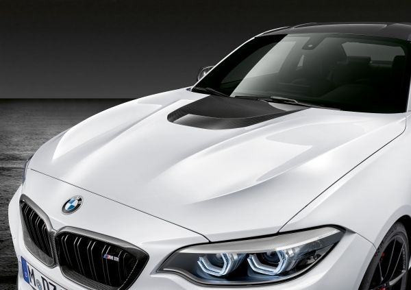BMW M2 Coupe Competition Motorhaube