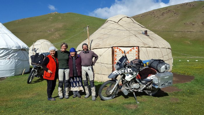 BMW Motorräder Weltreise Zentralasien