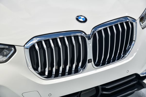BMW X5 xDrive Front