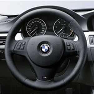 BMW Performance Sportlenkrad I 1er E81 E82 E87 E88 3er E90 E91 E92 E93 X1  E84