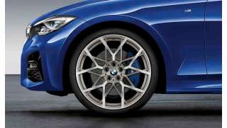 BMW Sommerkompletträder M Performance Y-Speiche 795 bicolor (ferricgrey / hochglanzgefräst) 20 Zoll RDCi 2er G42 3er G20 4er G22 Pirelli (Mischbereifung)