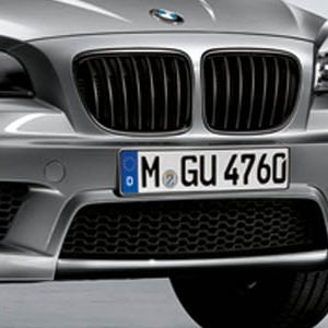 schwarz glänzende Nieren für BMW X1 E84 Frontgrill salberk performance 8401 