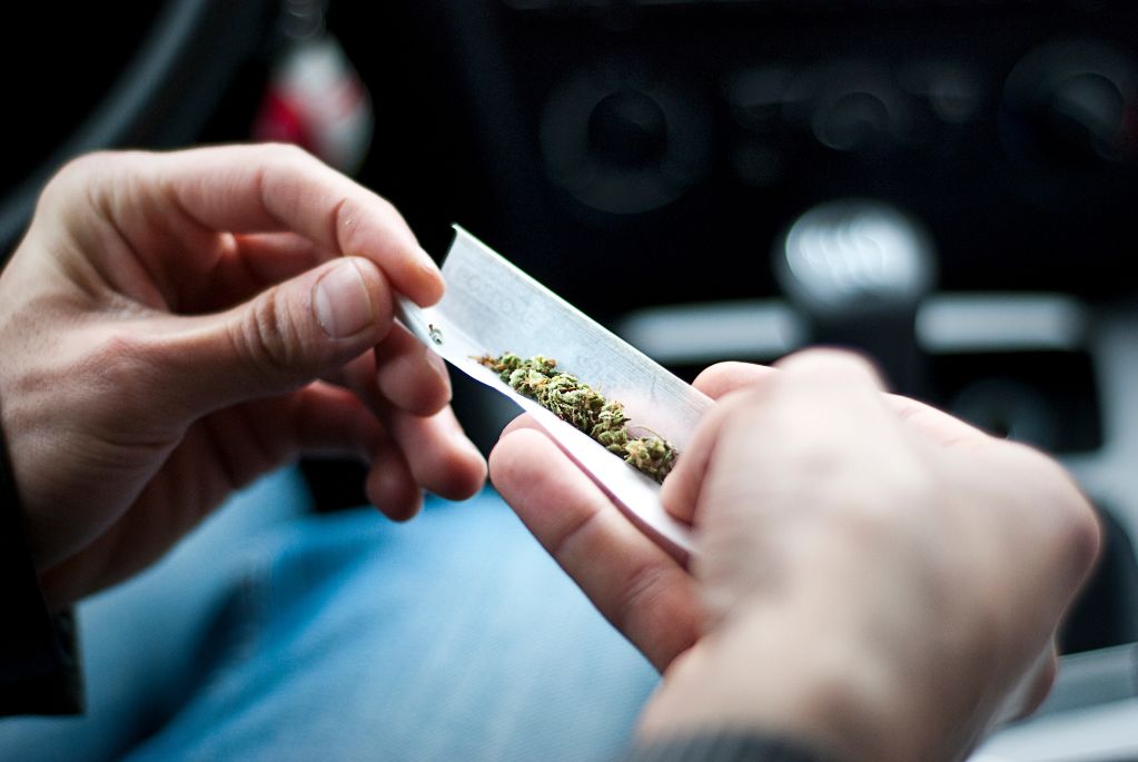 Cannabis und Autofahren - Das sollten Sie wissen